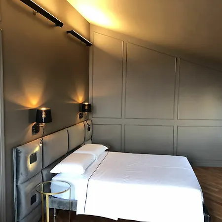 Hotel Garibaldi Milan